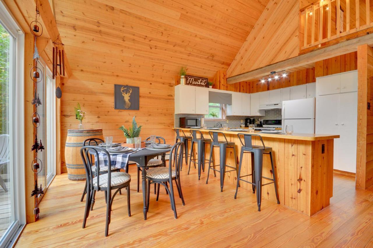 Serene Fancy Gap Cabin Retreat In Private Setting! Eksteriør bilde