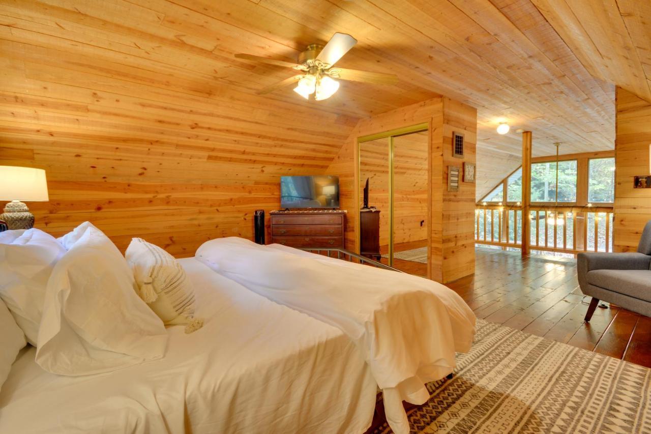 Serene Fancy Gap Cabin Retreat In Private Setting! Eksteriør bilde