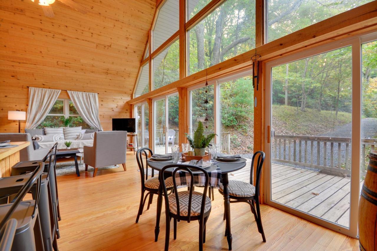 Serene Fancy Gap Cabin Retreat In Private Setting! Eksteriør bilde